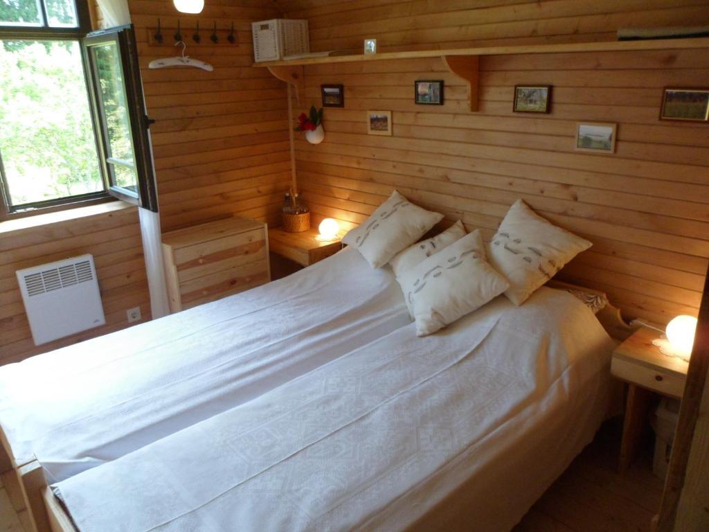 Guest House Ziedkalni Dūmele Zimmer foto