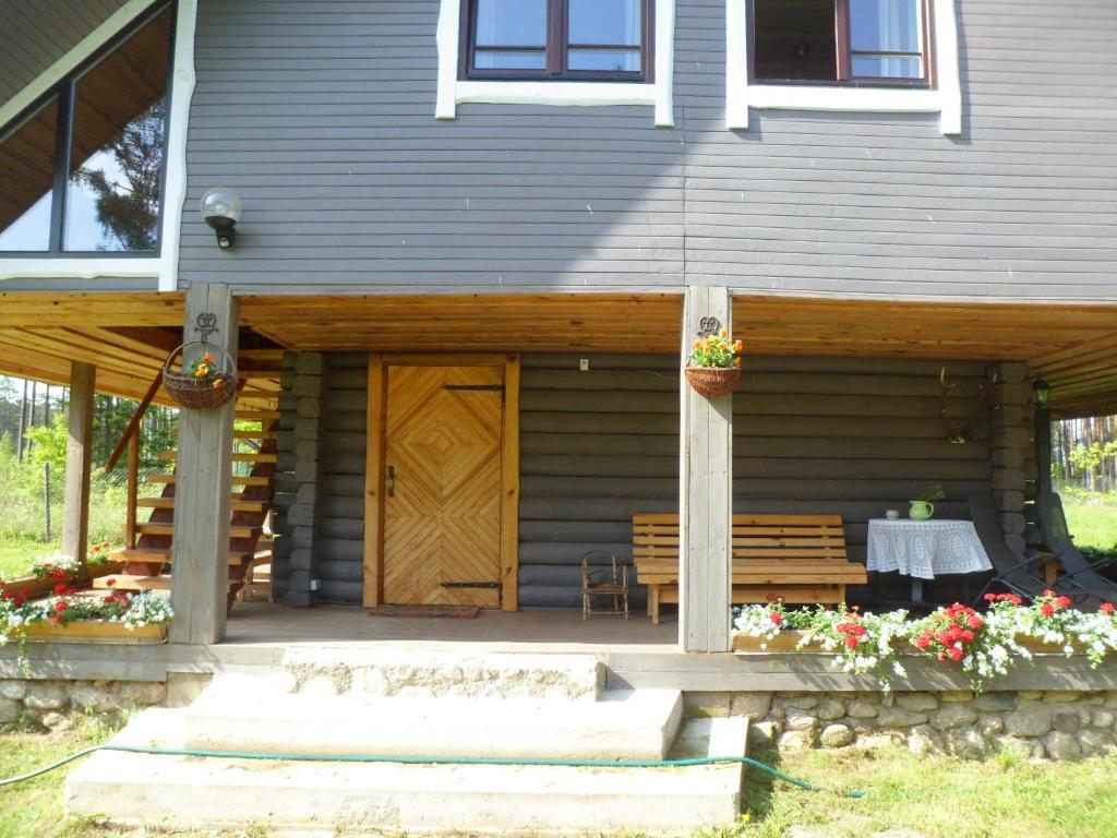 Guest House Ziedkalni Dūmele Exterior foto